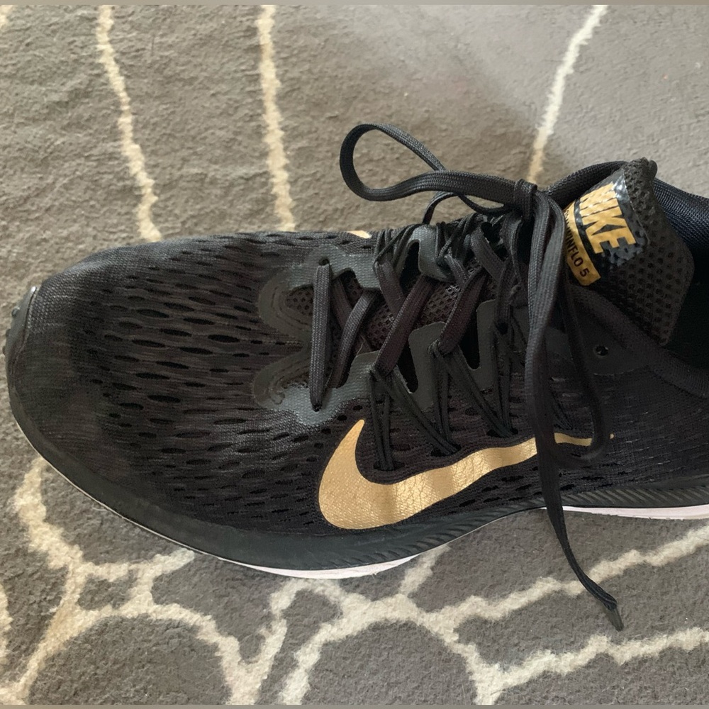 Black Nike Running Shoes